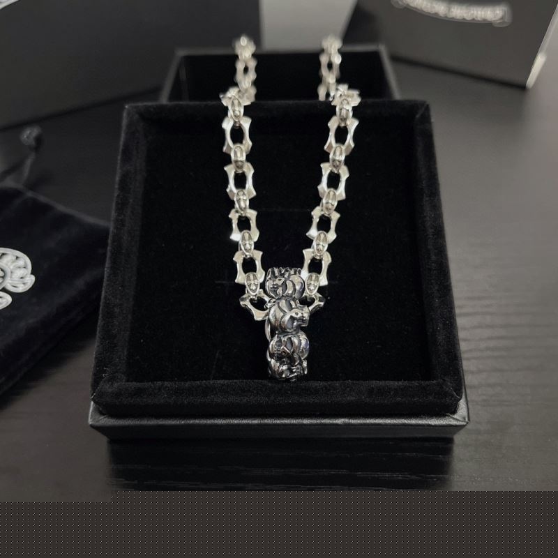 Ch**me He**ts necklaces